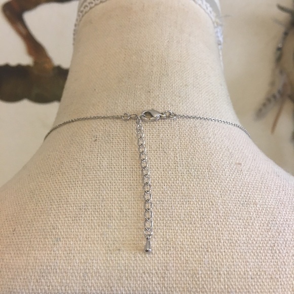 Faceted stone owl pendant on silver plated chain - Picture 5 of 8